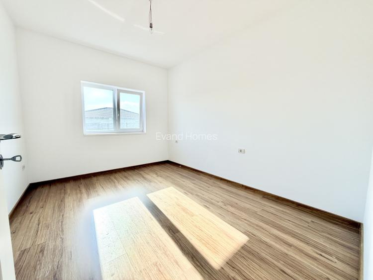 Duplex cu 3 camere - Cartier Asfaltat - Mosnita - 6