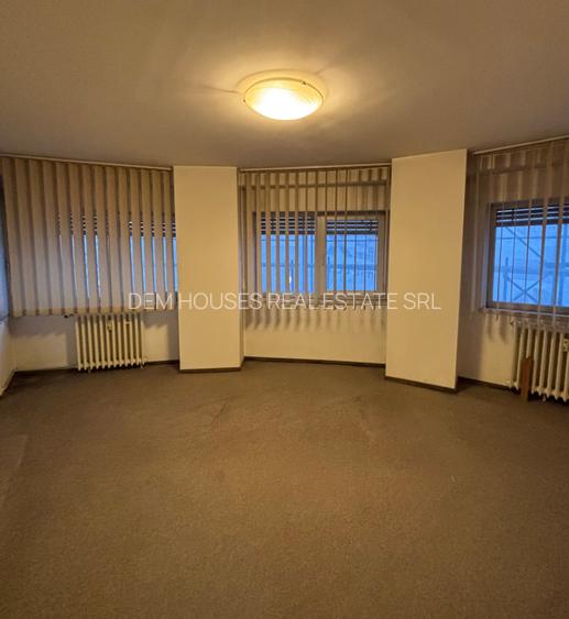 DEC EBAL,stradal ,monolit,locatie exceptionala in centrul capitalei,liber,metrou - 2