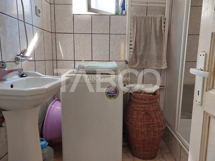 Casa de vanzare 105 mp utili 4 camere teren liber 405 mp Rasinari - 10