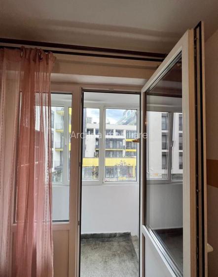 Apartament 3 camere 60 mp etaj intermediar Semicentral  - 7