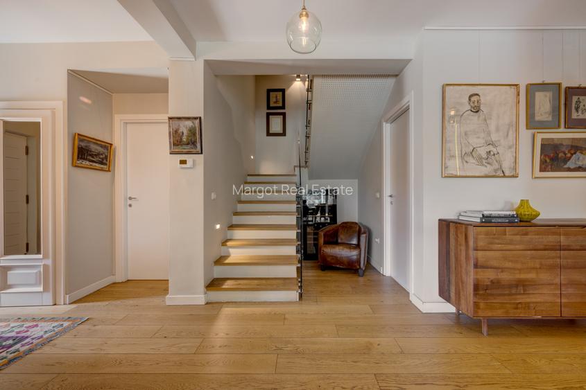 Vila eleganta cu 7 camere, cu curte generoasa, in apropierea Scolii Americane - 10