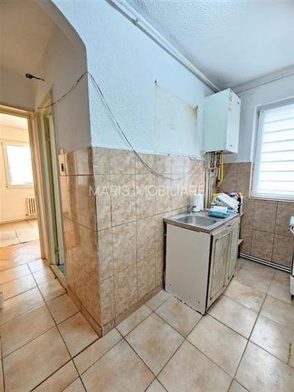 Dambu Pietros 3 camere etaj 3 - 6