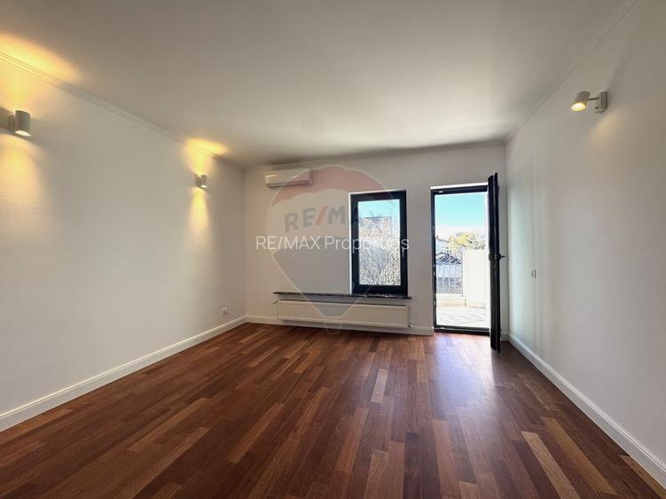 Vila individuala, 7 camere, 2 garaje, curte - Pipera, Cortina North - 13