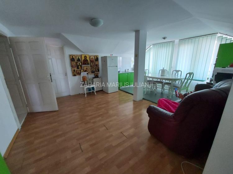 Vila de vanzare, 12 camere, zona Nord, Bacau - 6