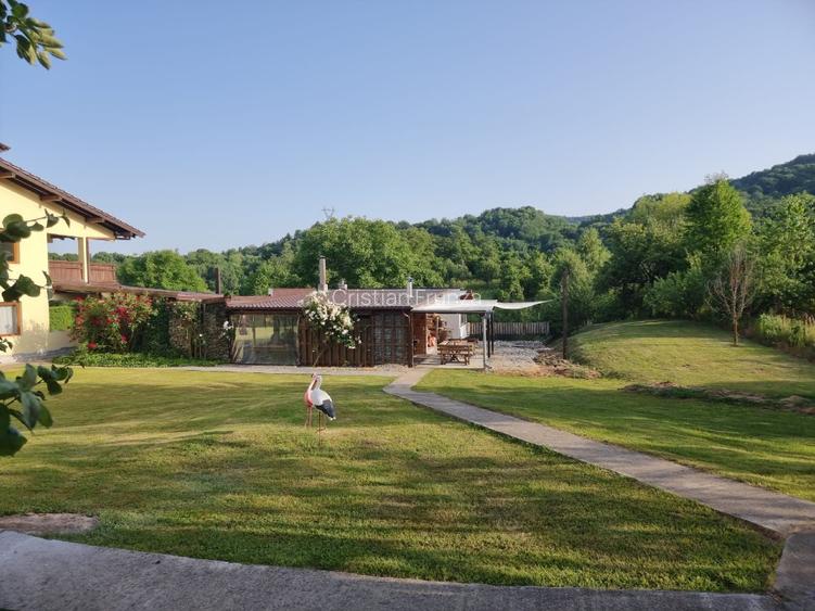 Imobil de vanzare pe Transfagara  - 5