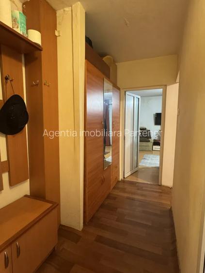 garsoniera Tudor , Decomandata / centrala , finisaje clasice ! - 5