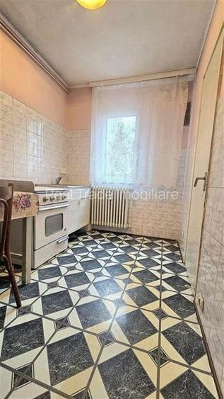 Apartament 2 camere Astra- Saturn - 2