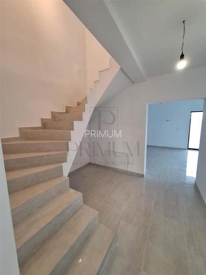 CHISODA - DUPLEX SPATIOS - 5 CAM - 3 BAI - ZONA LINISTITA - 9