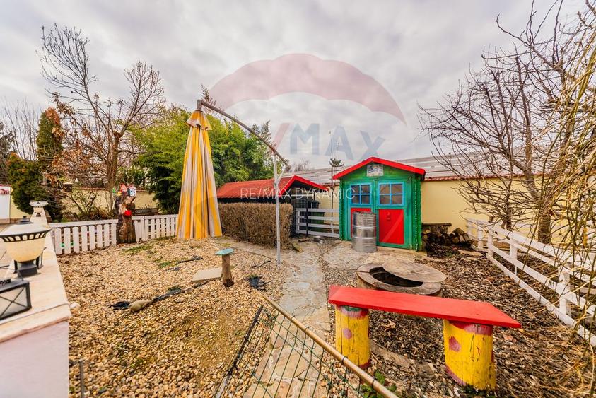 Vilă cu 4 camere de vânzare 921 mp zona Subcetate,Arad - 37