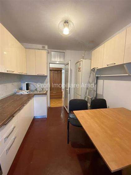 Apartament 3 camere et.1 Zona Bancilor - 11