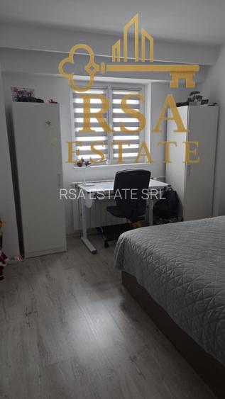 Apartament 3 camere de vanzare Zona 13 Septembrie Et 7 - 5