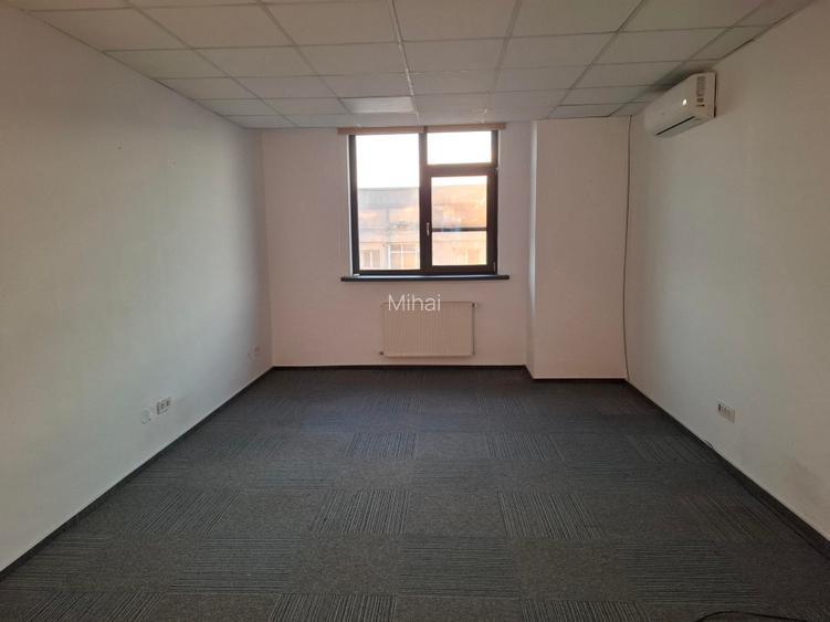 Birou , suprafata de 32m2 - 2