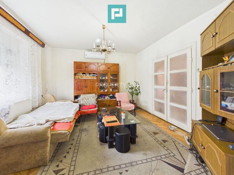 Casă cu 7 camere, ideală pentru familie, Grădiște - 4