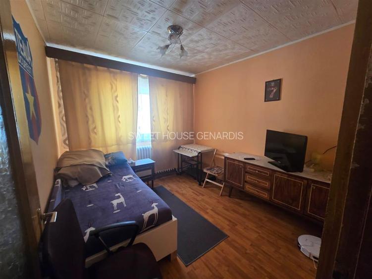 Spațiu, Lumină și Panorama Orașului | 4 Camere pe Bulevardul - 6