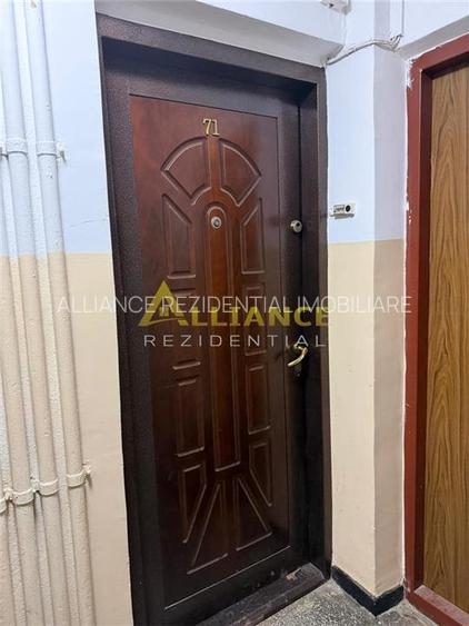 Piata Resita - 2 Camere  - Mutare Imediata - 3