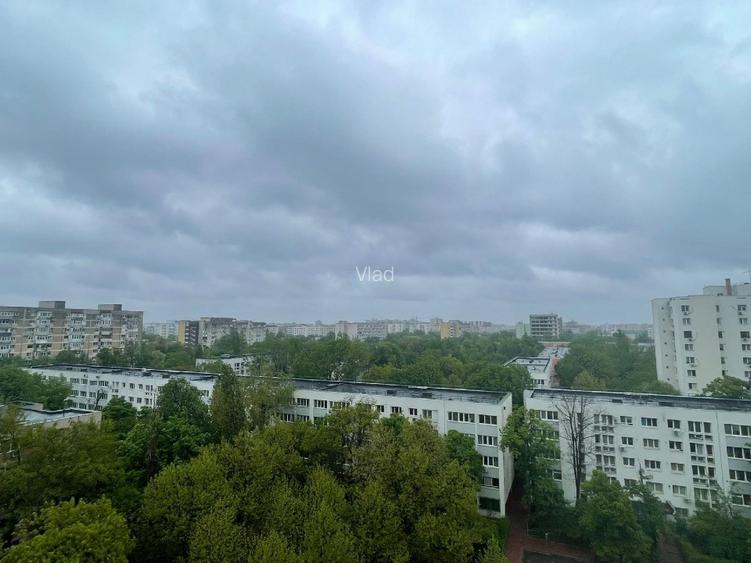 Garsonieră în Titan, renovată complet, cu priveliște superbă - 6
