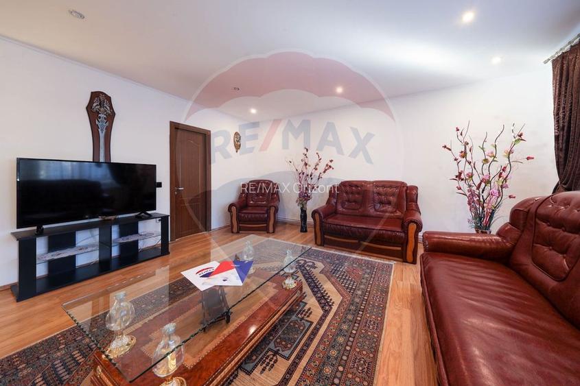 Casă individuala cu 6 camere - 30