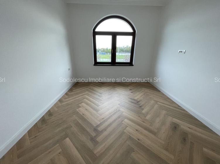 Locuinta tip duplex  in Ronat-Mehala - 4