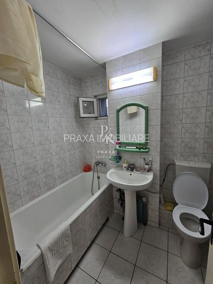 Apartament 2 camere, LIFT, parcare, balcon, zona foarte buna Primaverii-Manastur - 8