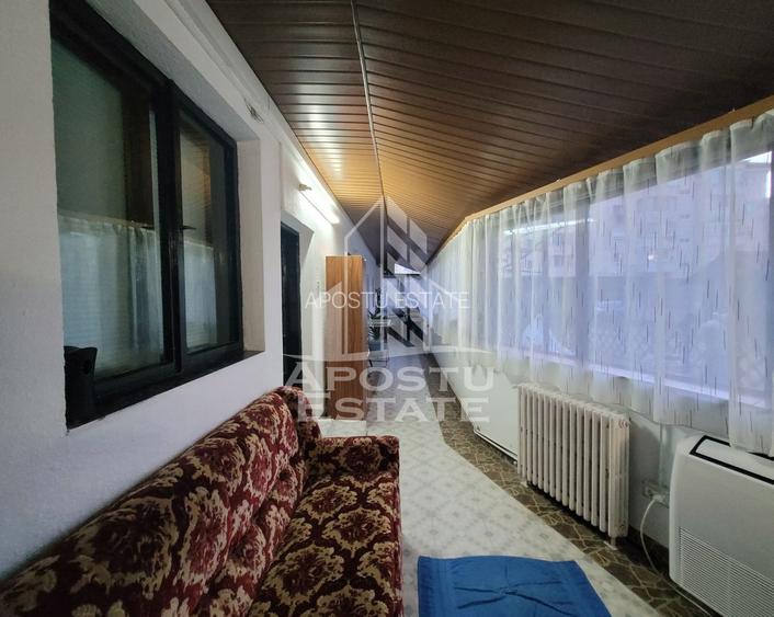 Casa individuala de vanzare, cu 4 camere si 2 garaje, zona Lipovei - 19