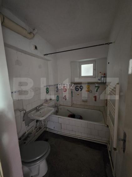 Apartament cu 2 camere, 57 mp, decomandat, zona Micro 19