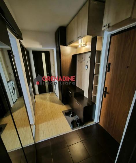 Apartament 2 Camere Decomandat - Parcare Proprie - Zona Racadau