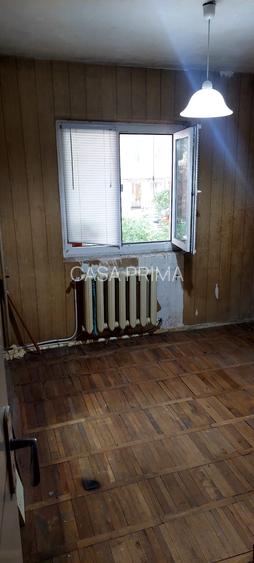 Apartament 4 camere Nicolina-Rond Vechi-Lidl, necesita renovare - 8