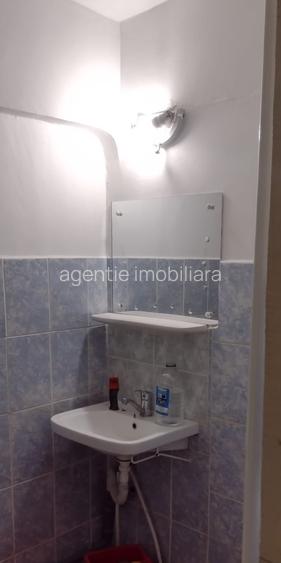 Garsoniera decomandata cu centrala gaze. - 2