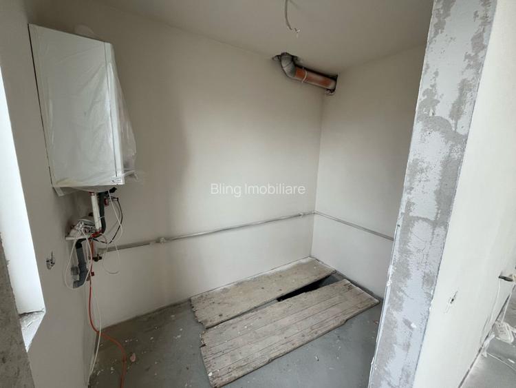 Casa individuala, 5 camere , 137mp uitli cu 415mp de teren. Dezmir - 12