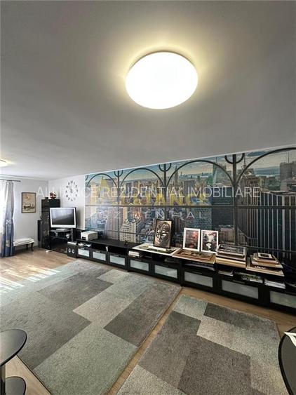 Casa 6 camere cu spatiu comercial de vânzare - Soseaua Leordeni, lânga - 2