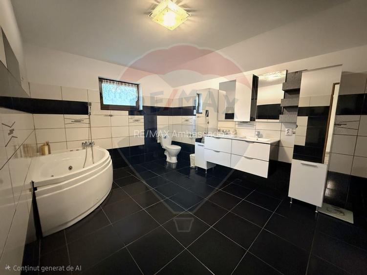 Casă / Vilă cu 5 camere de vânzare - 12