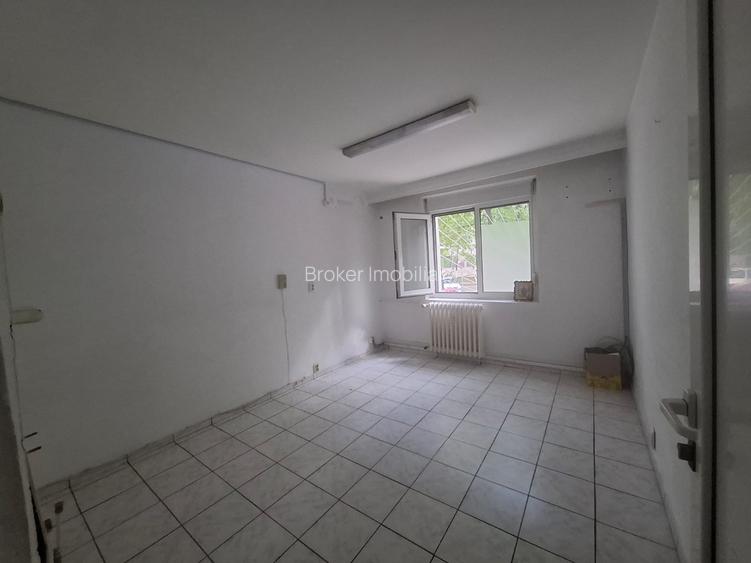 Crangasi - Ceahlăul cu balcon mare  si beci! - 13