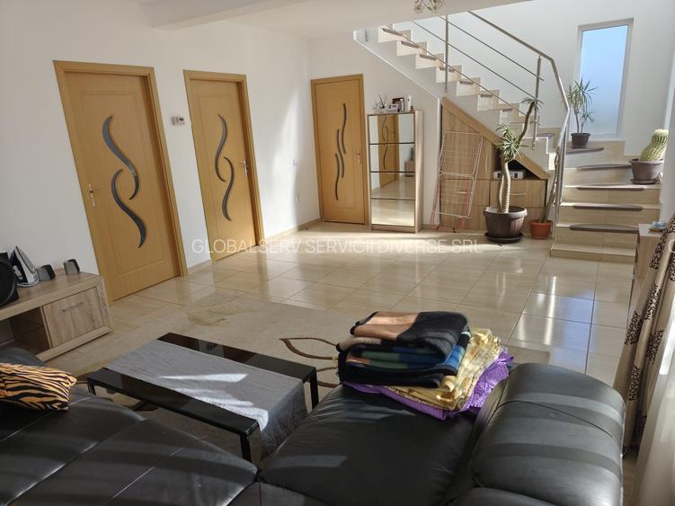 INCHIRIEZ casa 4 camere P+1+pod mobilata si utilata doar sa va mutati - 3