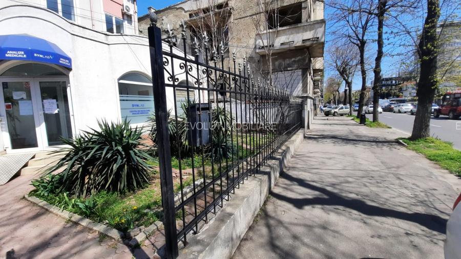 Spațiu comercial de închiriat – Ultracentral, Bd. Ferdinand - 11