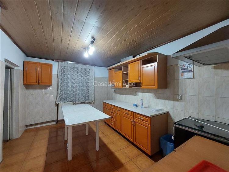 Casa P+M cu anexe in Vladimirescu - 5