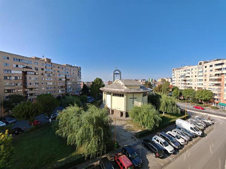 Inchiriem Apartament 3 Camere, Modern, Open Space, Judetean - 9