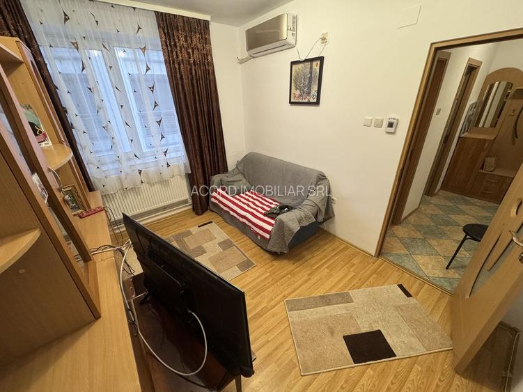 Apartament 2 camere zona Centrala - 2