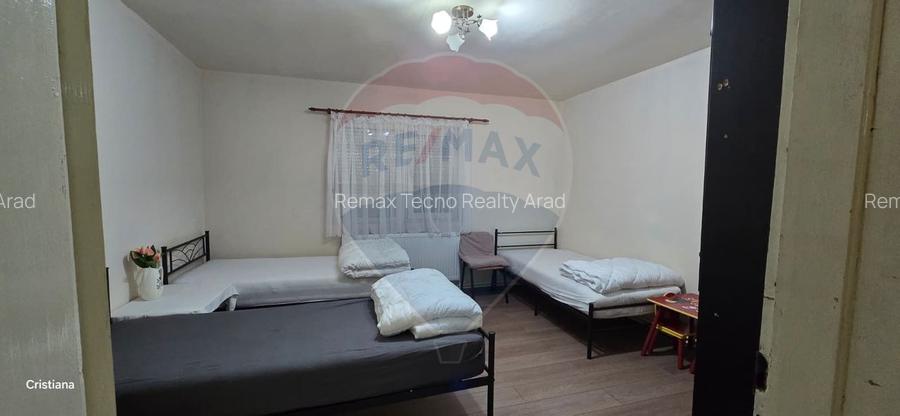 Casă cu anexă, livadă și panouri fotovoltaice - 19