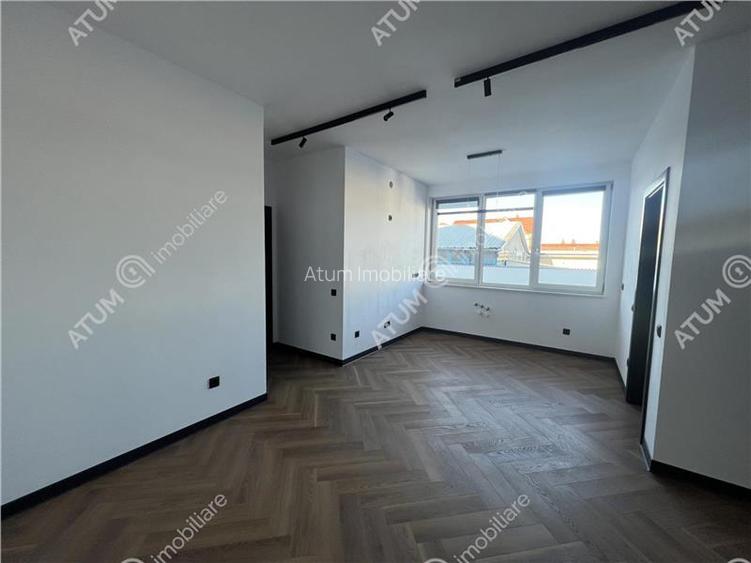 Apartament de 3 camere etajul 1 cu 2 locuri de parcare zona Turnisor - 2