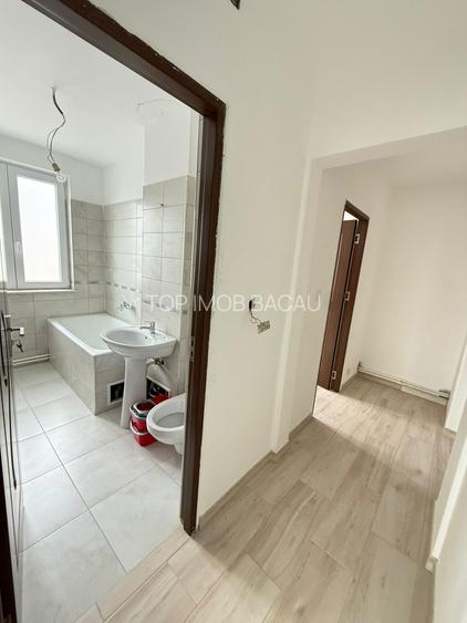 2 DECOMANDATE renovat, luminos, Orizont - 3