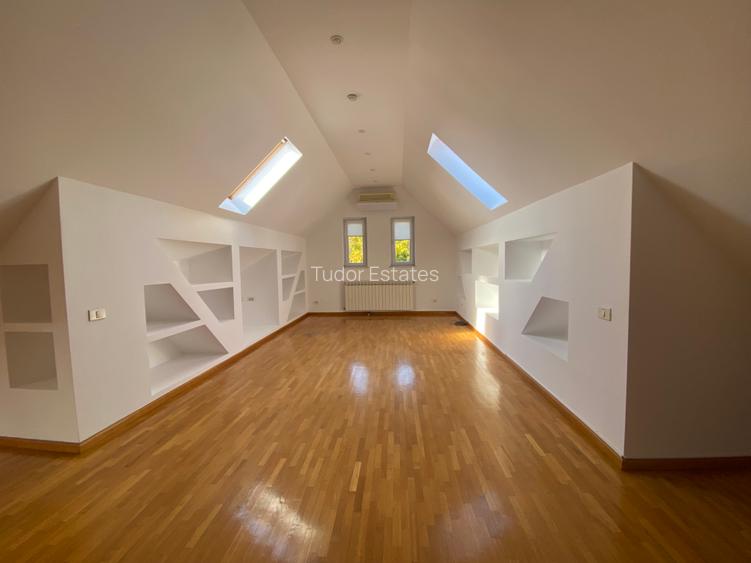 Individual villa for rent with 700 sq. m garden - 24