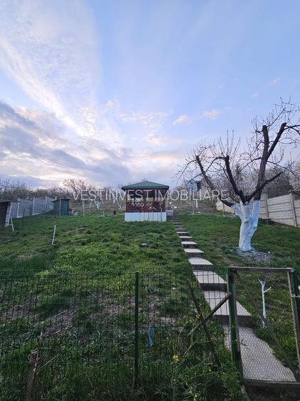 Vila  Oradea zona Iorga 420 mp ,teren 2000 ml - 19