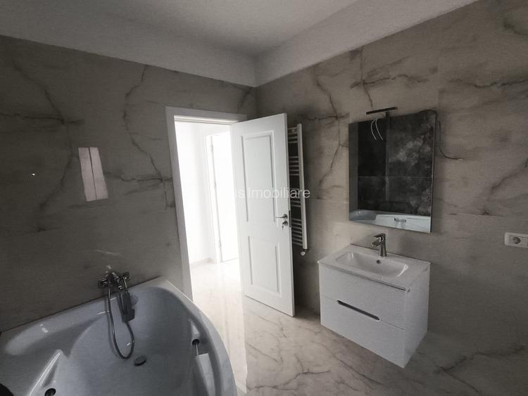 CASA SINGLE DEOSEBITA 4 CAMERE,VALEA LUPULUI ,IASI - 25