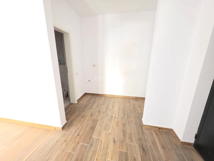 Vanzare garsoniera decomandata Complexul Sanpetru Residance cu loc de parcare - 6