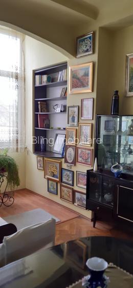 Str. 21 Decembrie! Apartament cu 3 camere 73mp etaj 1 zona  - 2