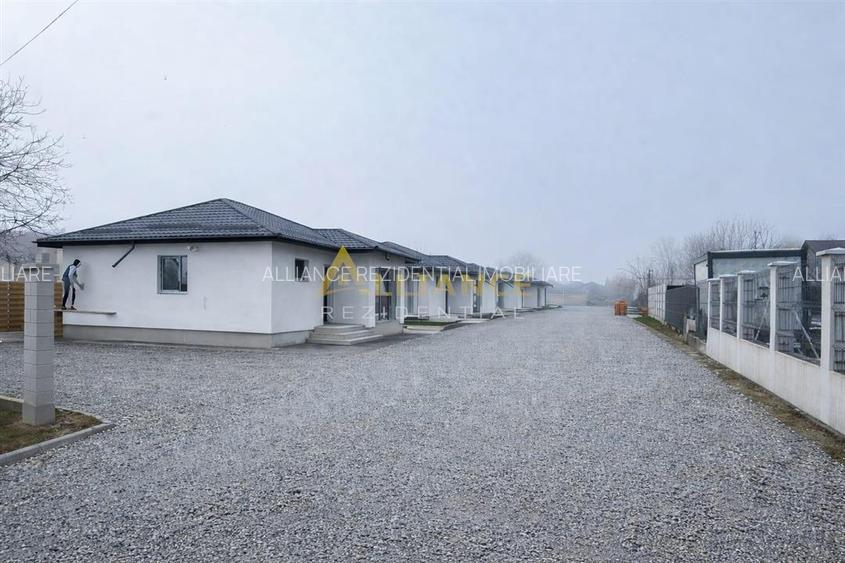 Casa individuala - 3 camere--67 mp utili - 2