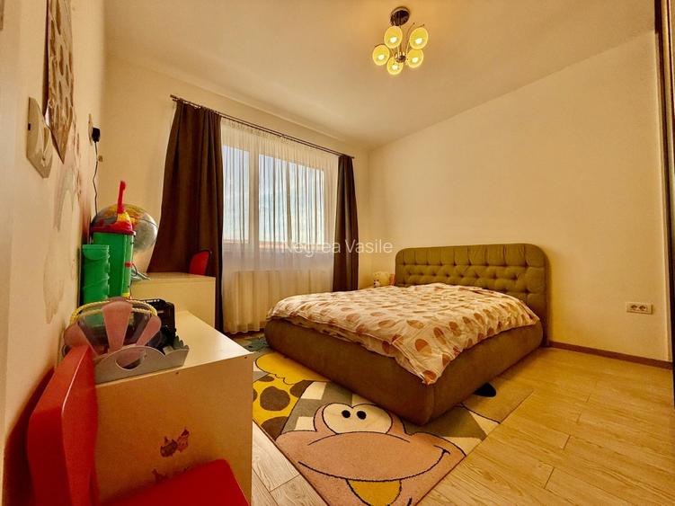 Apartament 3 camere, - Floresti, str. Stadionului, parcare, et.1,  mobilat - 14