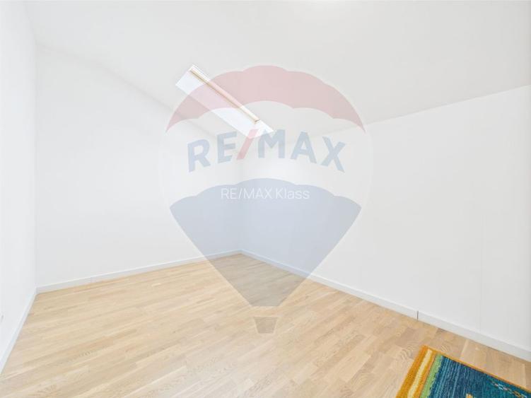 De inchiriat | Vila moderna - curte privata si acces piscina | Pipera - 16