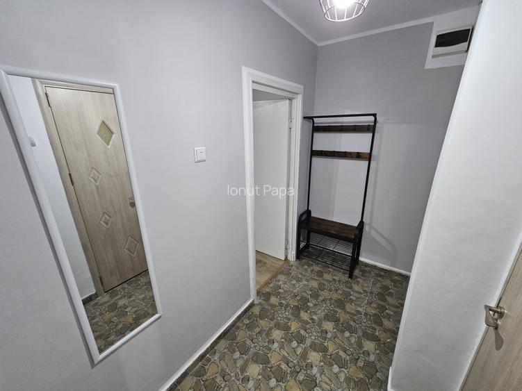 Garsoniera de Vanzare - Piata Sudului - Aparatorii Patriei - 3