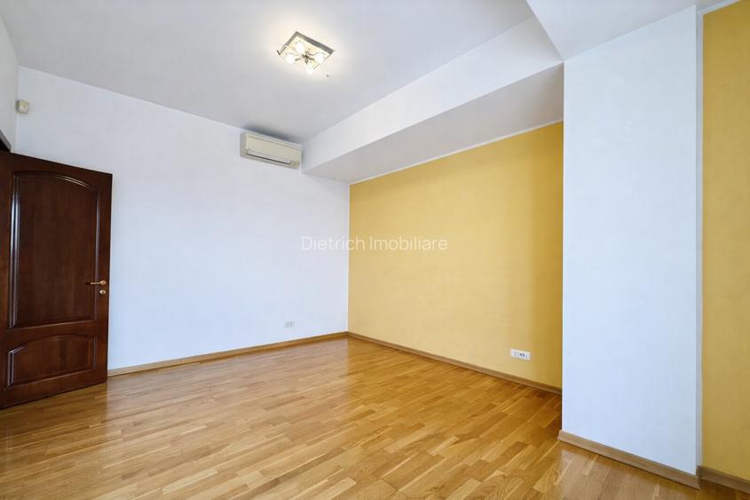 DE VÂNZARE APARTAMENT 4 CAMERE/ZONA FLOREASCA - 3